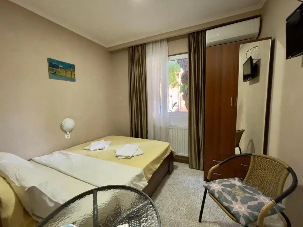 Standard Double room (full double bed)