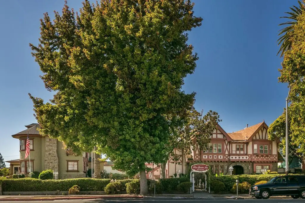 Rose Garden Inn - Chambres