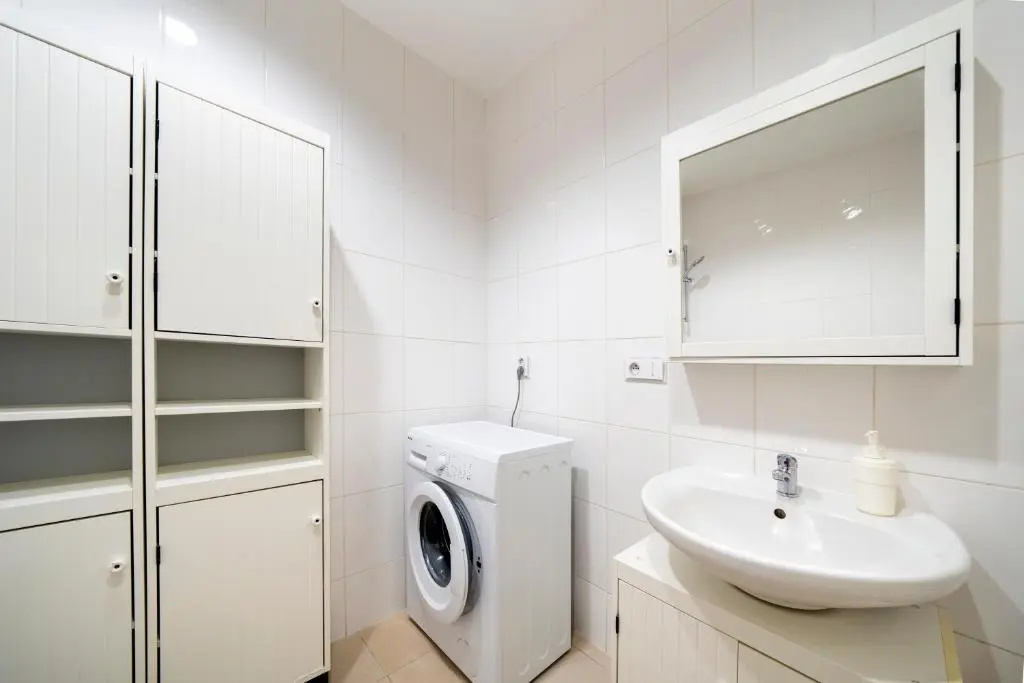 Standard Double room with balcony (full double bed)