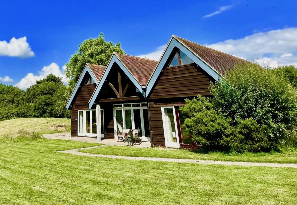 House on the Brooks South Downs West Sussex Sleeps 14