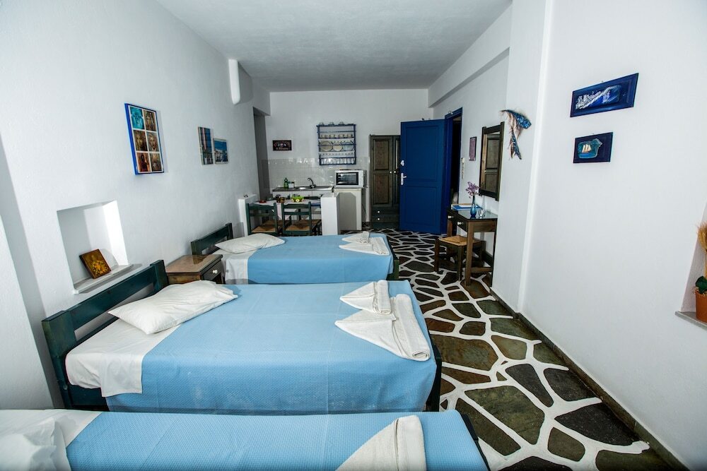 ANGIE' S STUDIOS by null
