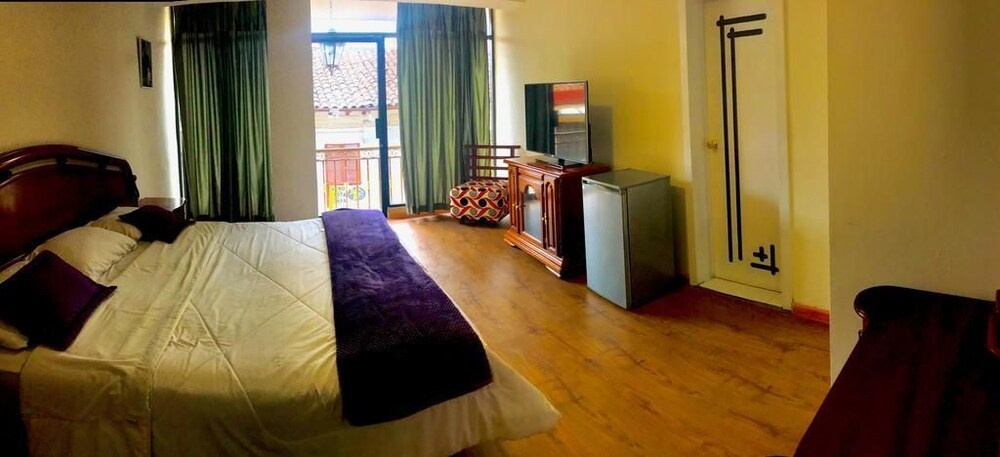 Hotel Santa Ana - Général