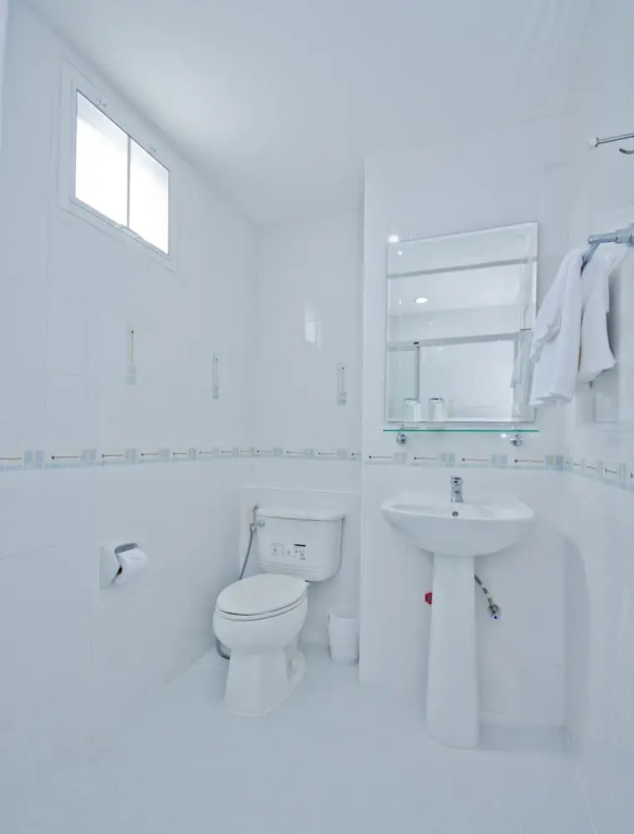 Executive Double room (full double bed)
