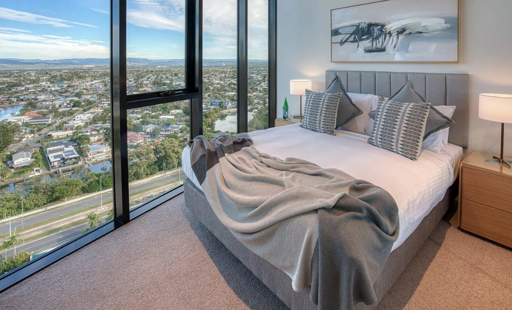 1 Bedroom Apartment with balcony