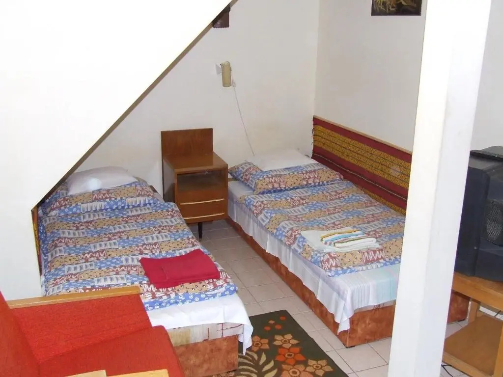 Standard Double room with balcony (full double bed)