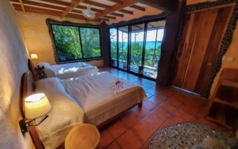 Deluxe Double room with sea view (full double bed)
