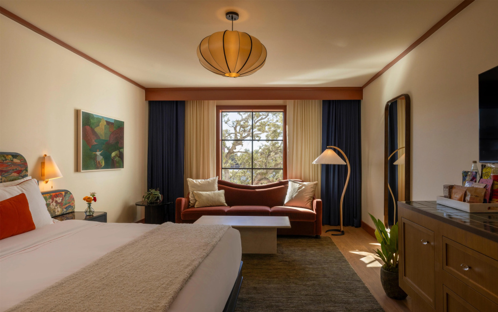 Premier room