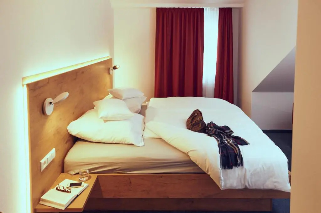 Standard Double room (full double bed)