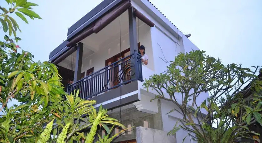 Shreya Guest House