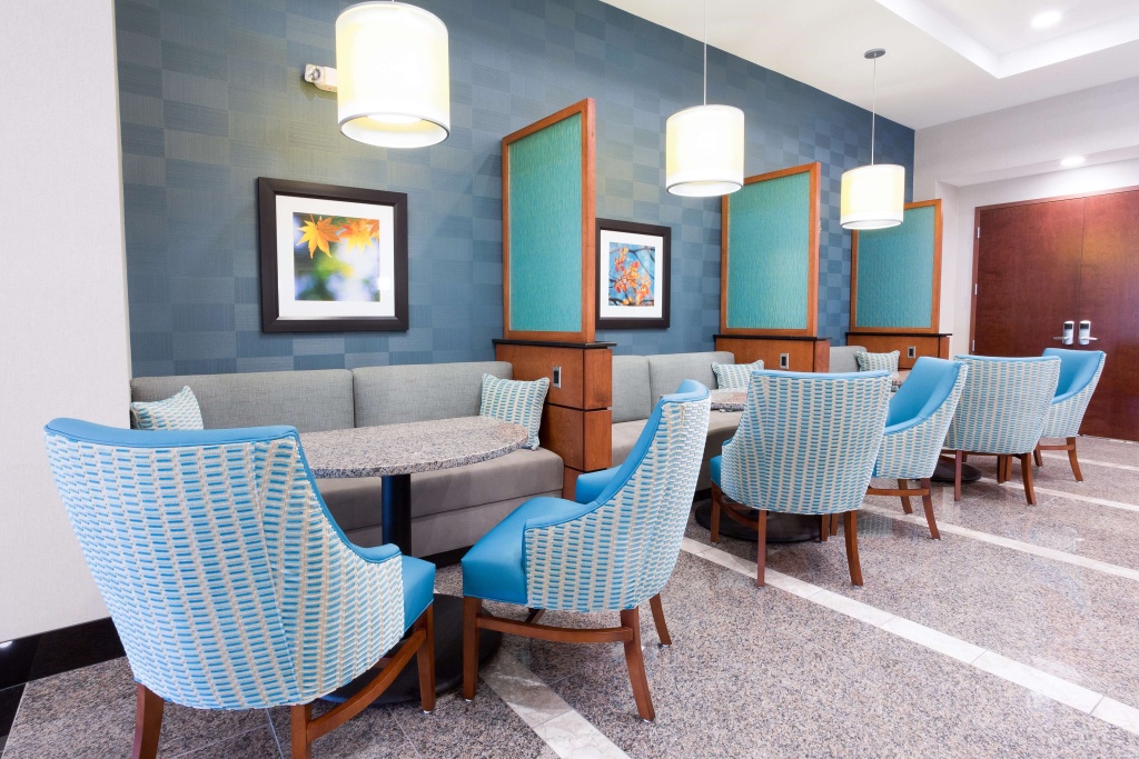 Drury Inn & Suites Burlington - Général