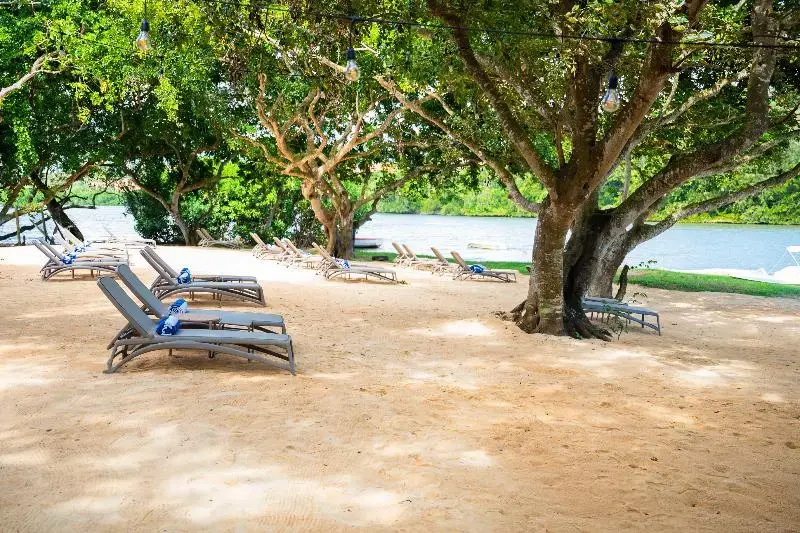 Ocean's Creek Beach Hotel Balaclava, Тер-Руж, Маврикій мініатюра 16