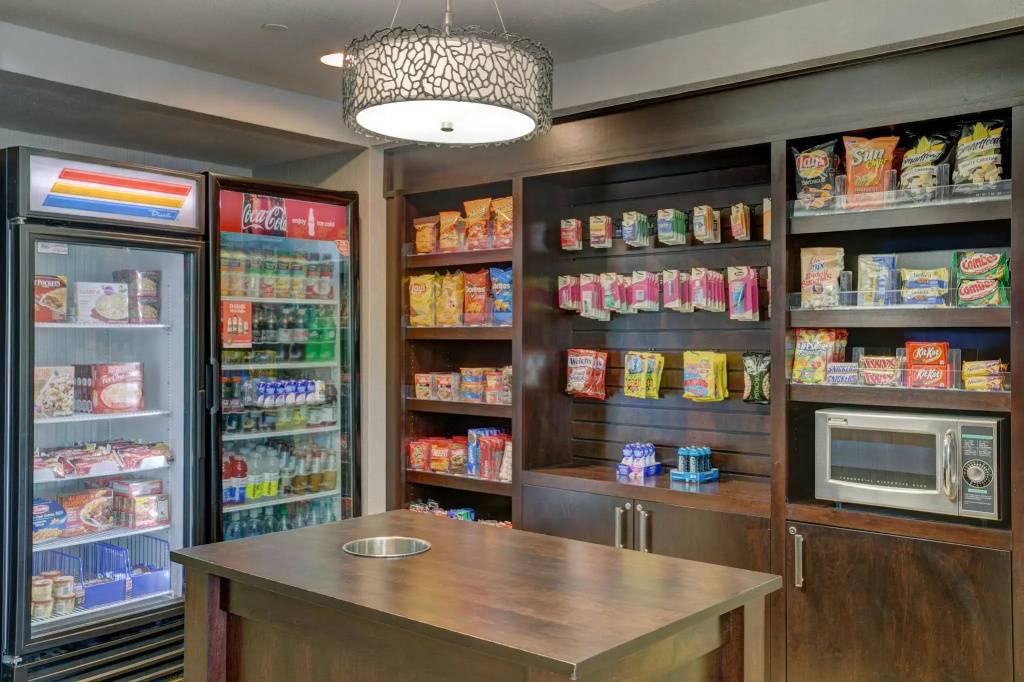 Holiday Inn Hotel & Suites-Milwaukee Airport by IHG - Général