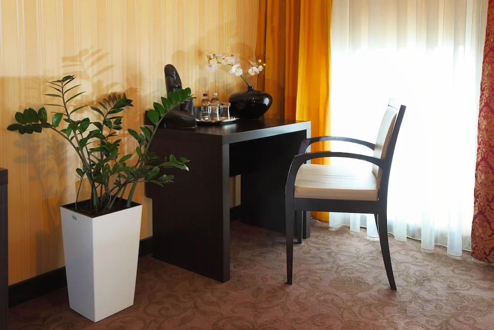 Business Suite