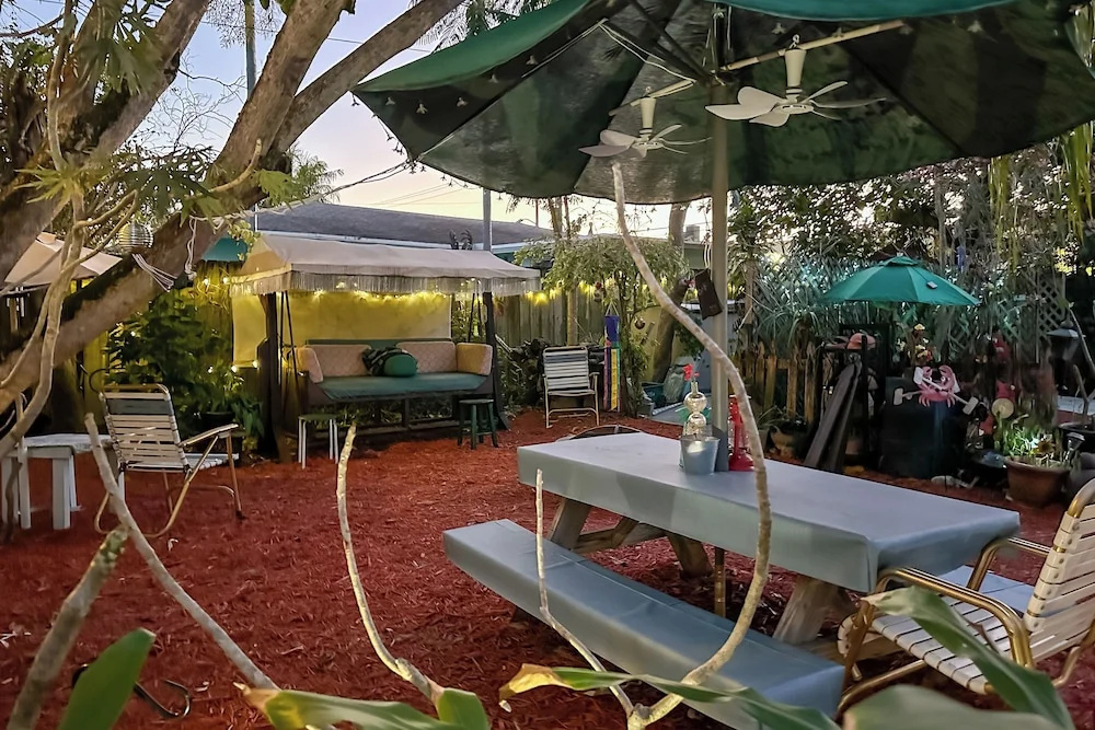 < 3 Mi to Golf & Swim: Cozy Oasis in Lake Worth!