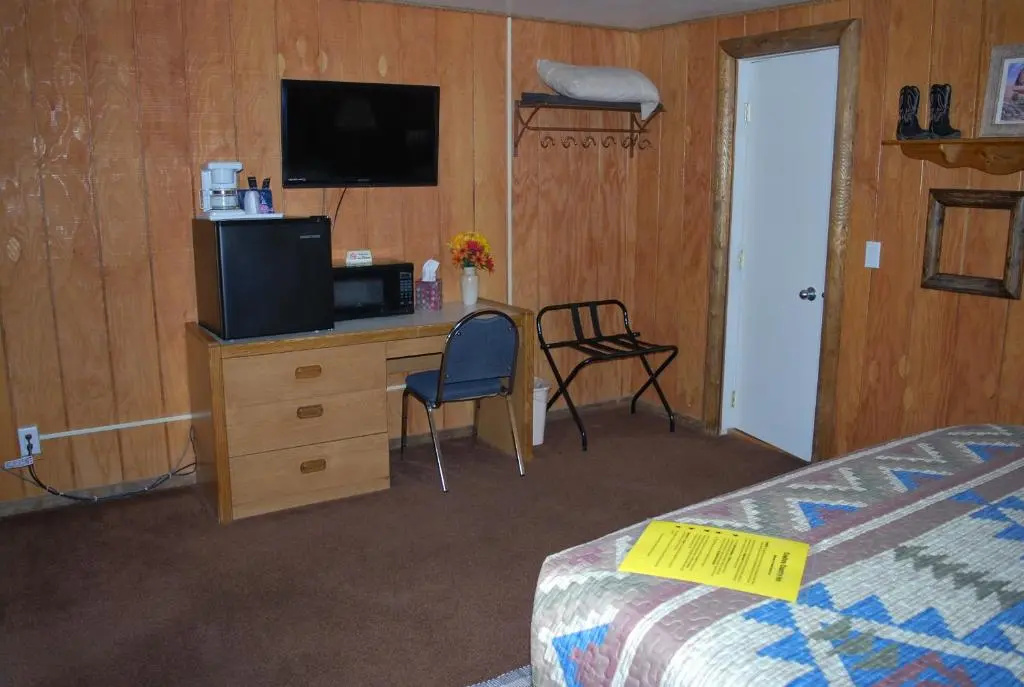 Cowboy Country Inn