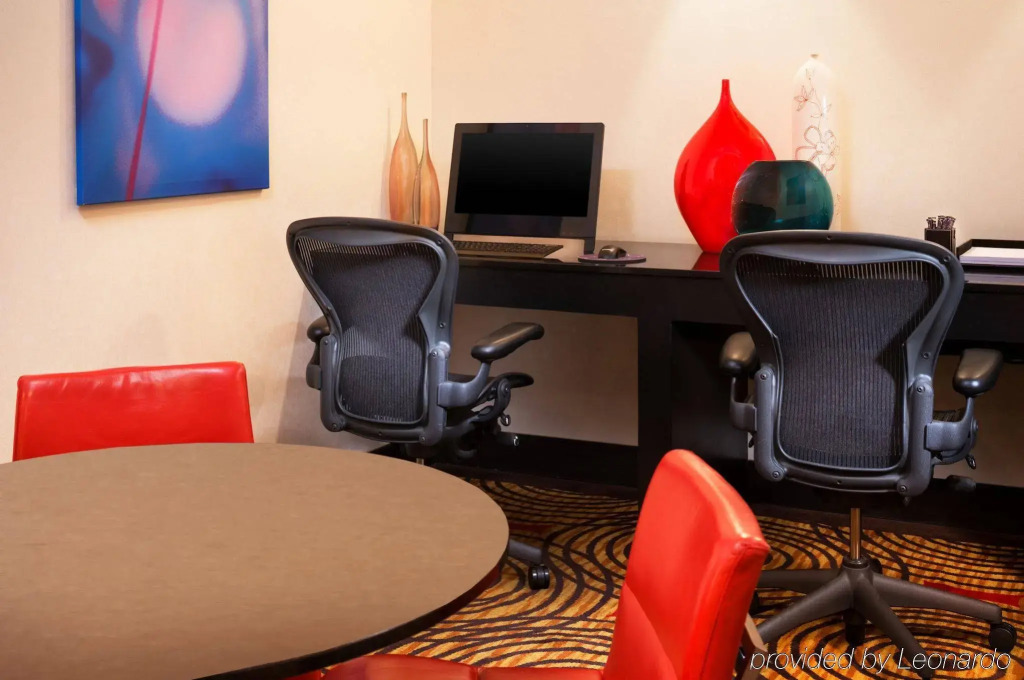 Sheraton Bloomington Hotel - фото 11