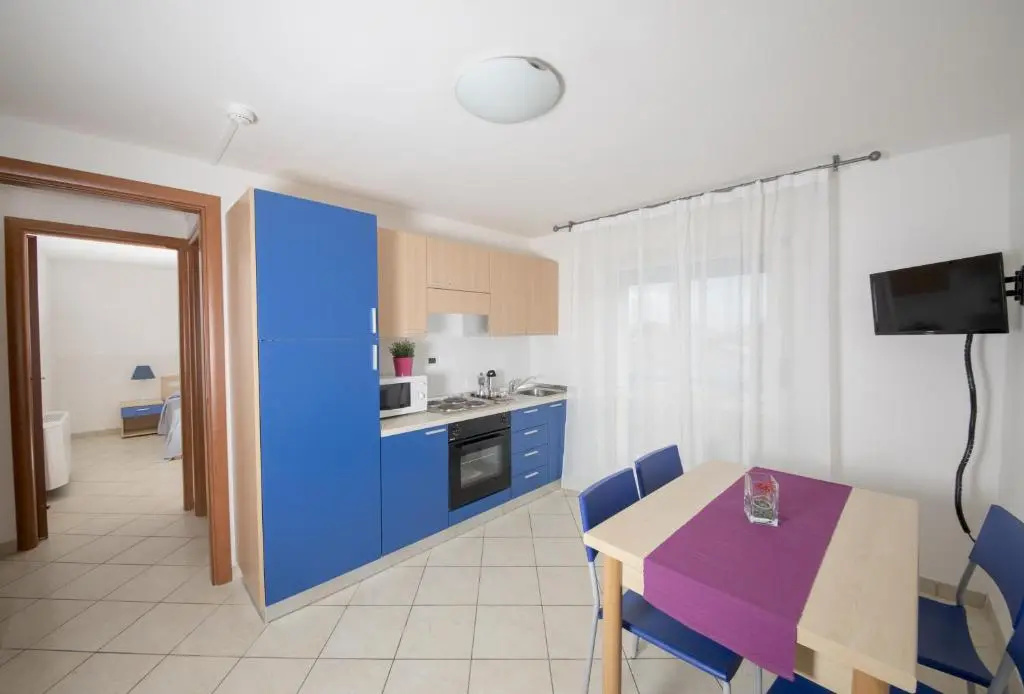 2 Bedrooms Apartment