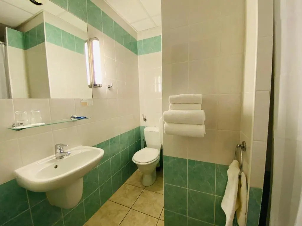 Brit Hotel Acacias - Chambres