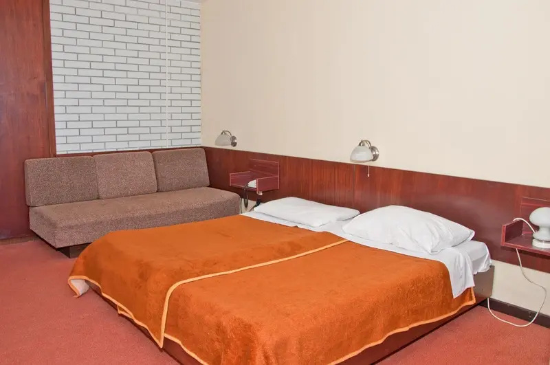Standard Double room with balcony (full double bed)