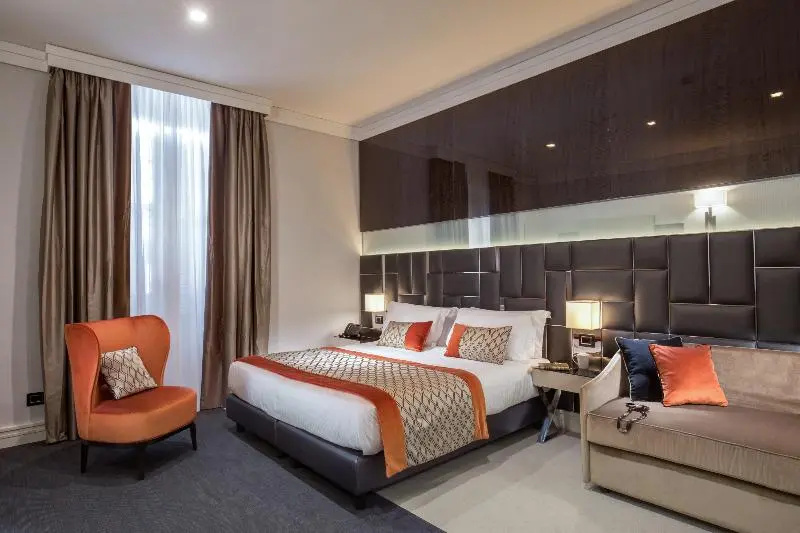 Deluxe Double room (full double bed)