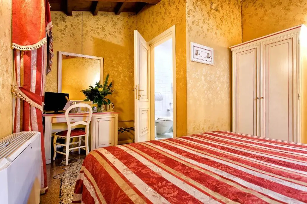 Superior Double room (twin beds)