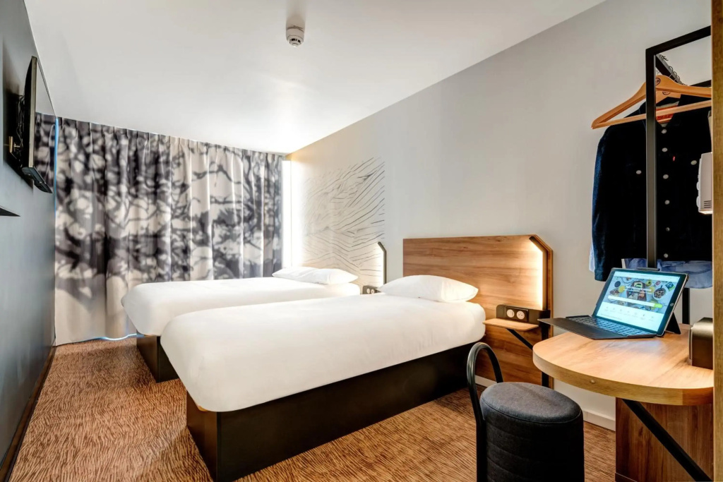 Отель B&B HOTEL Paris Ivry Quai de Seine в Иври-сюр-Сене