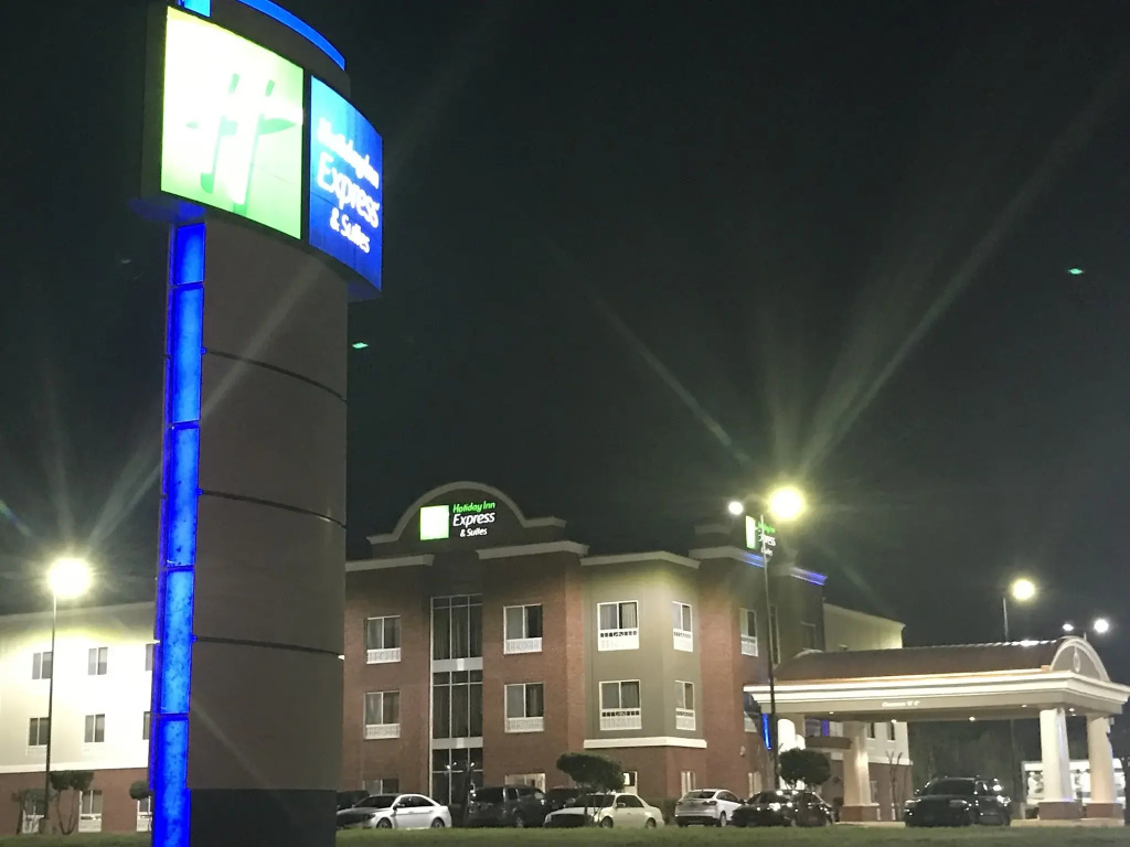 Holiday Inn Express Hotel & Suites Canton, An Ihg Hotel