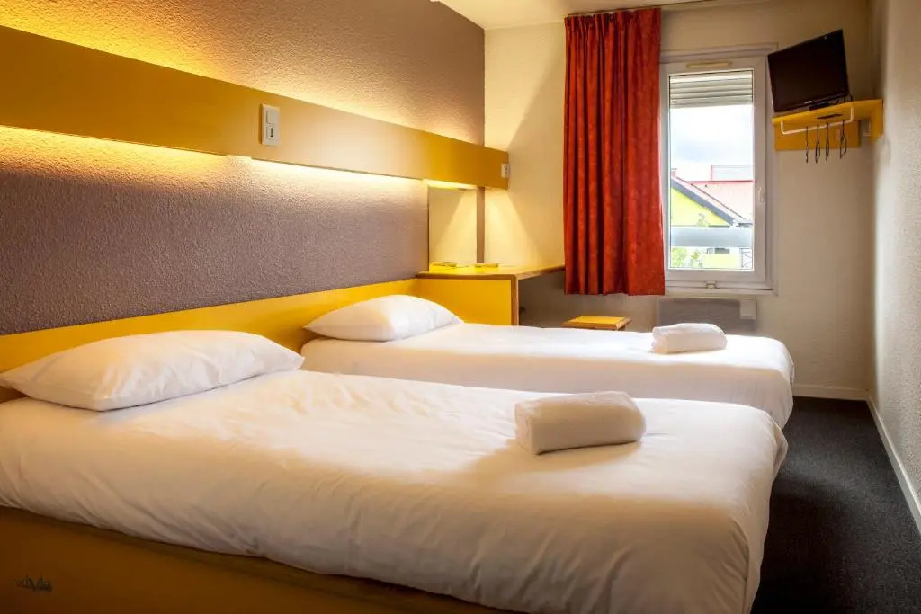 Standard Double room (twin beds)