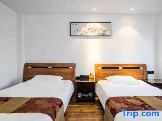 Superior Double room (full double bed)