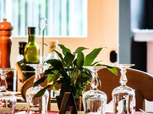 Food & Beverage