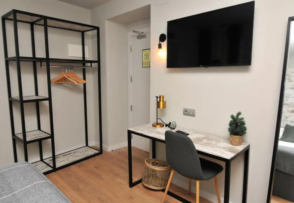 Standard Double room (full double bed)