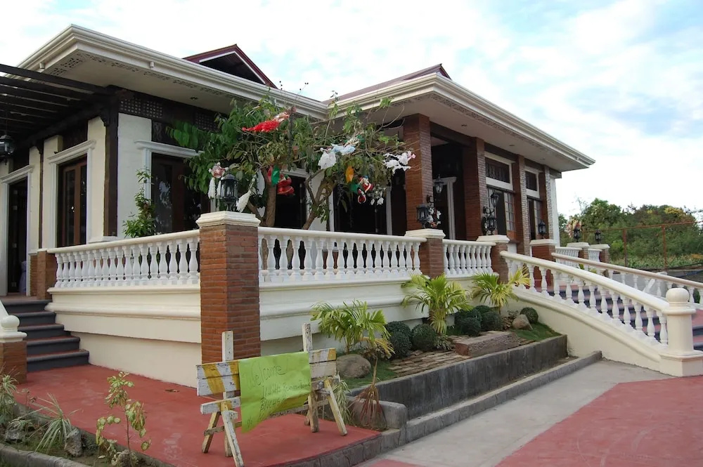 RedDoorz Plus @ Rio Grande de Laoag Resort Hotel Ilocos Norte (Quarantine Hotel) - фото 40