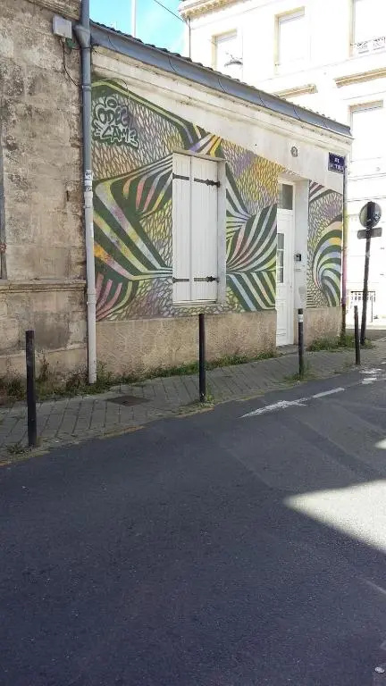 Voir la photo 2 — Charmante maison T2 au Centre de Bordeaux