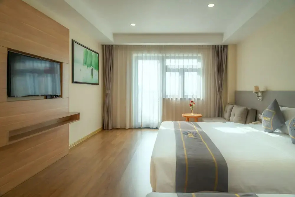 Standard Triple Family room with sea view
