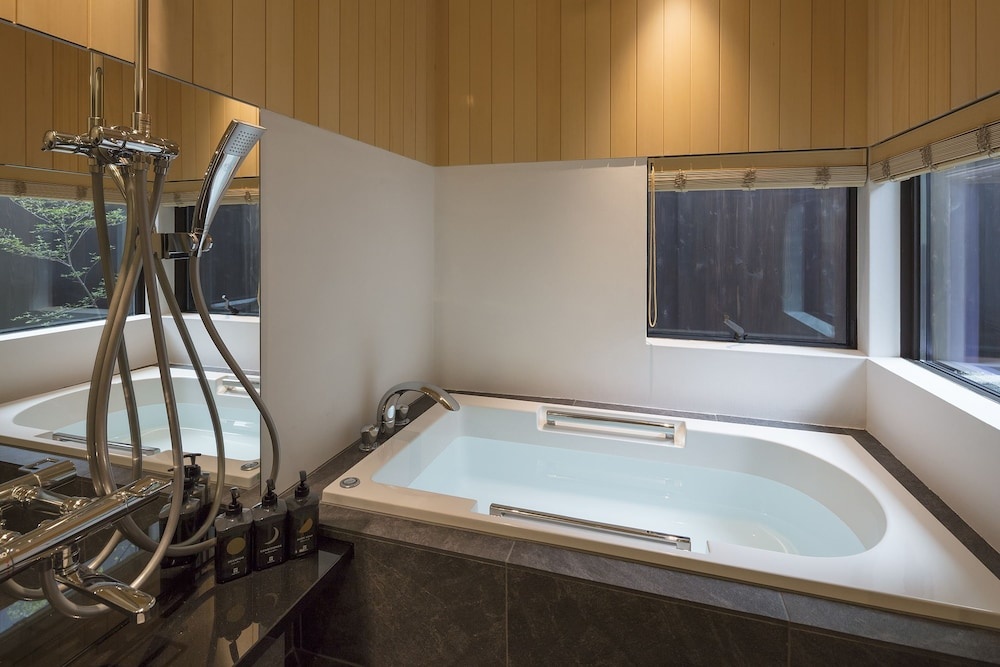 THE MACHIYA VILLA: Sanjo Shirakawa Koji 사진 21