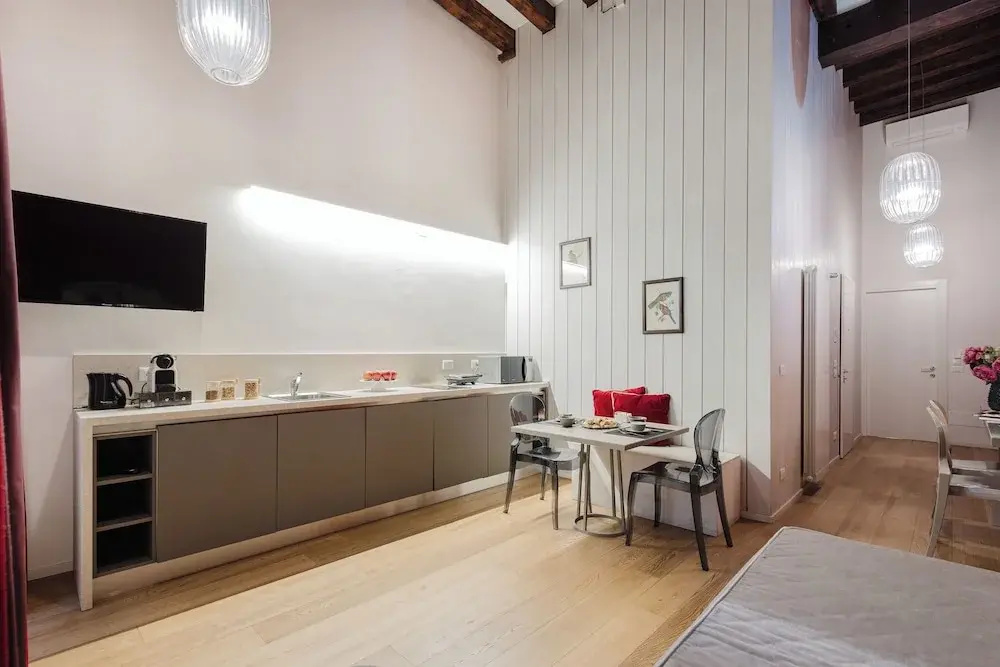 Superior Apartment