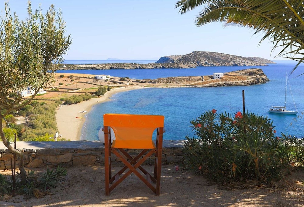 Beach & Waterfront