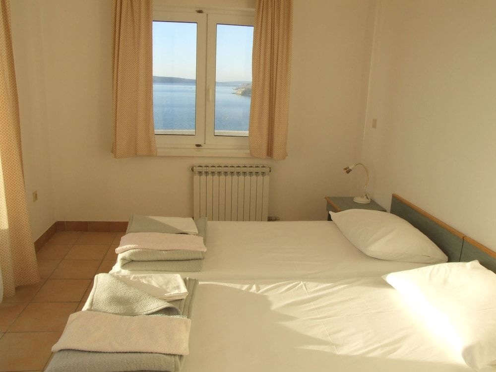 Apartments Vila 4m — 4