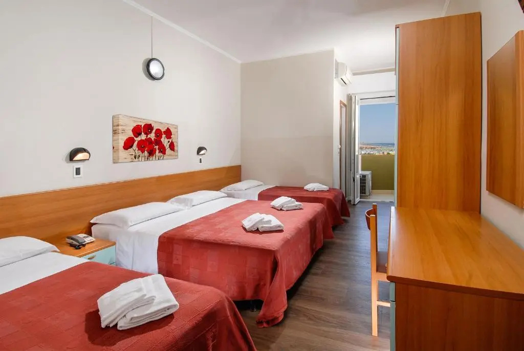 Standard Quadruple room