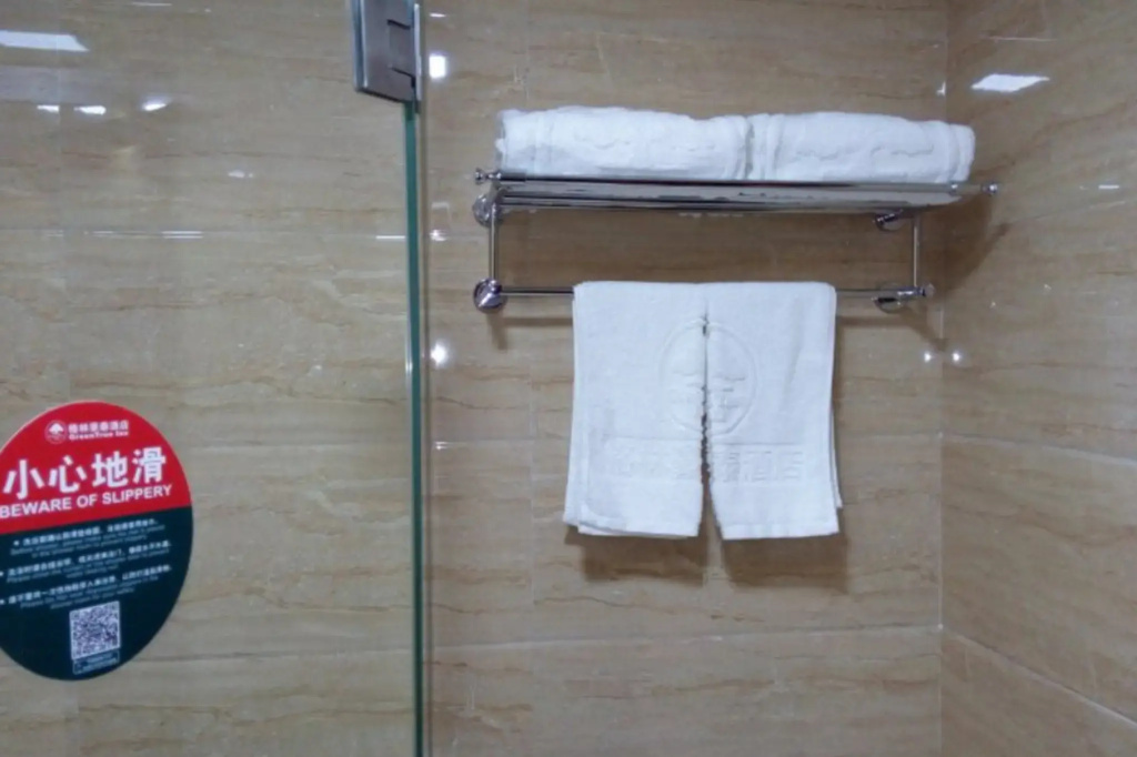 GreenTree Inn Geermu Walking Street Business Hotel - фото 13