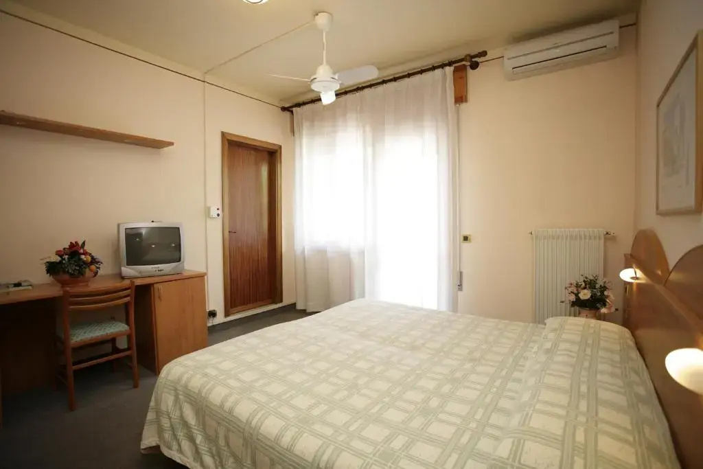 Hotel Ezzelino - Chambres