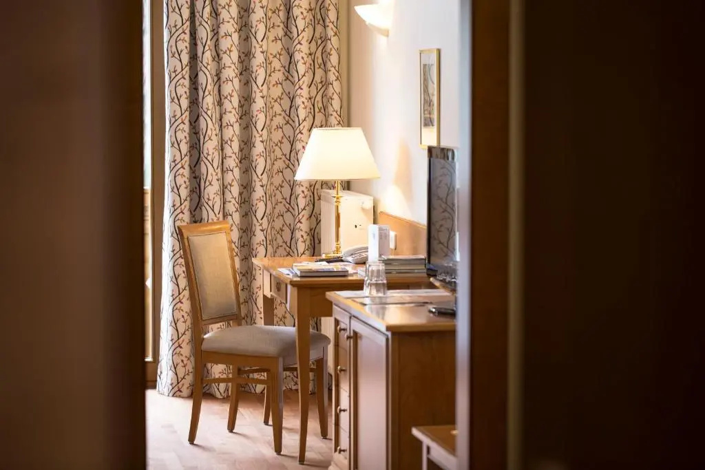 Parkhotel Tristachersee - Chambres