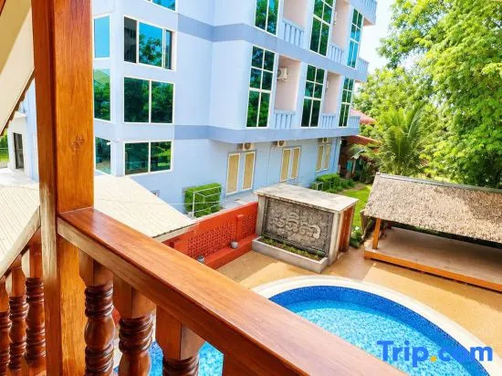 Cloudy Hill Hostel & Villa