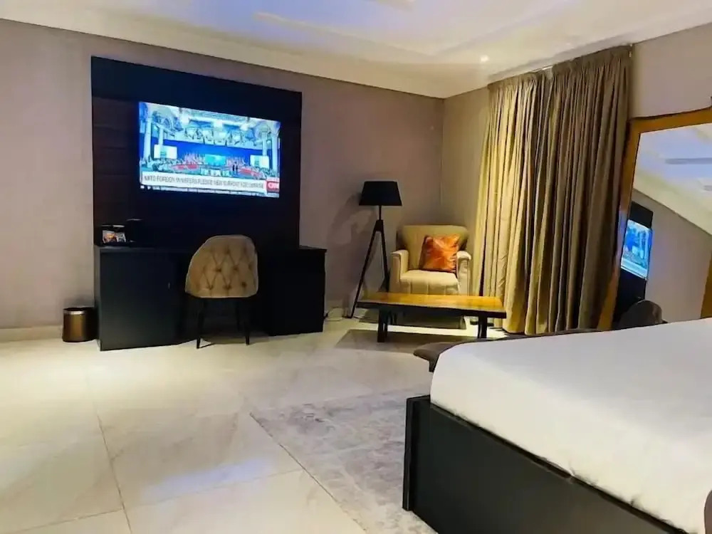 House 17 Apartment and Services Ltd — фото 6