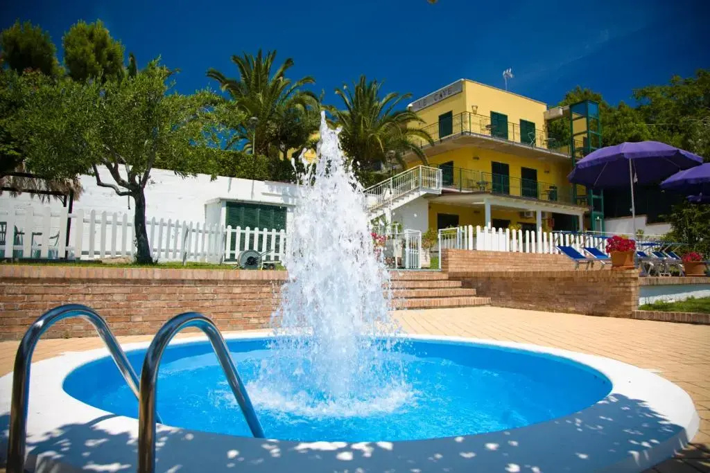 Hotel Le Cave - Général