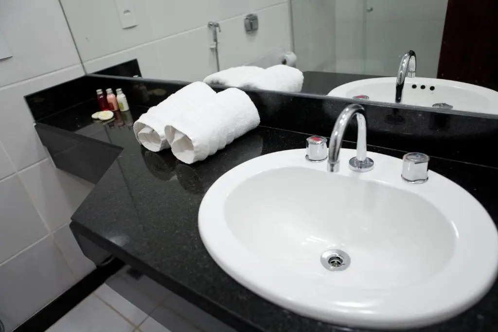 Deluxe Double room (full double bed)