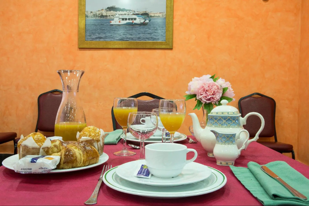 Hotel photo 11