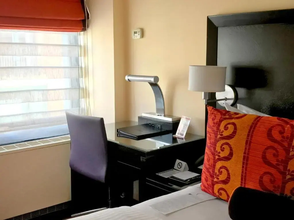 Superior Double room with balcony (full double bed)