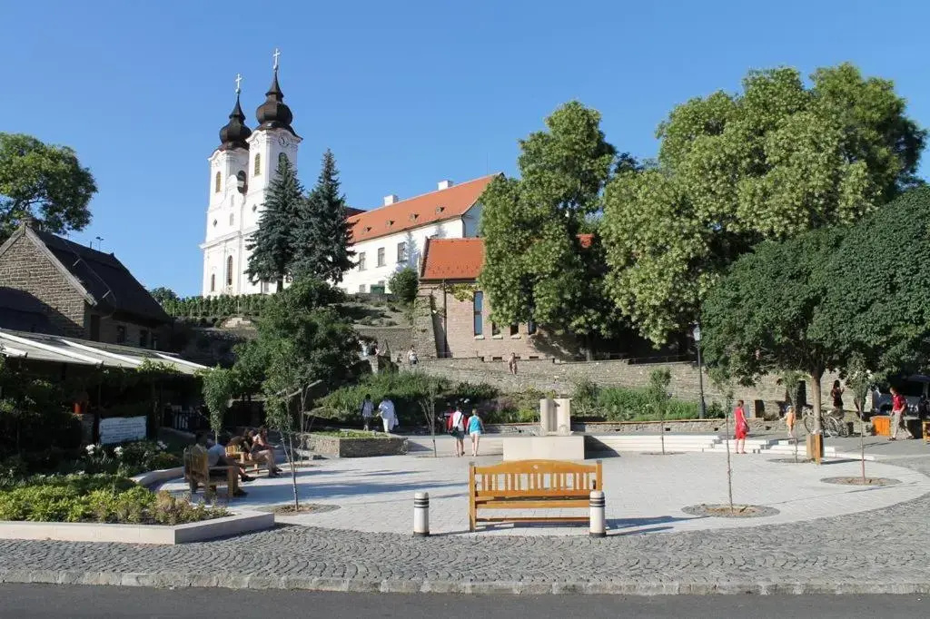 Napkelte Apartman
