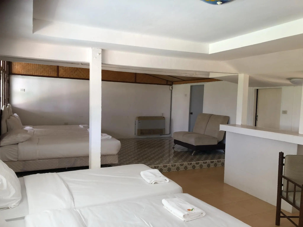 Premier room
